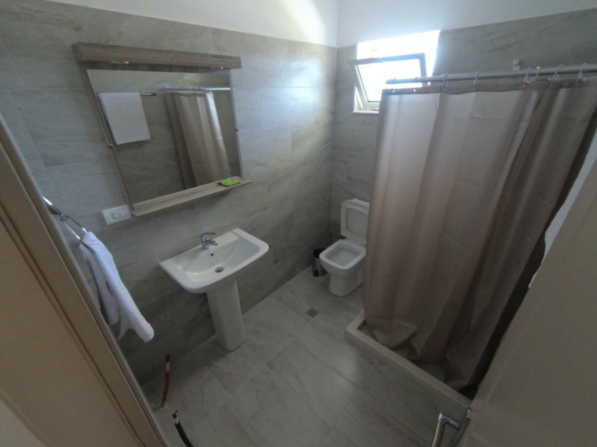 Hotel Vila Nino Berat Kültér fotó