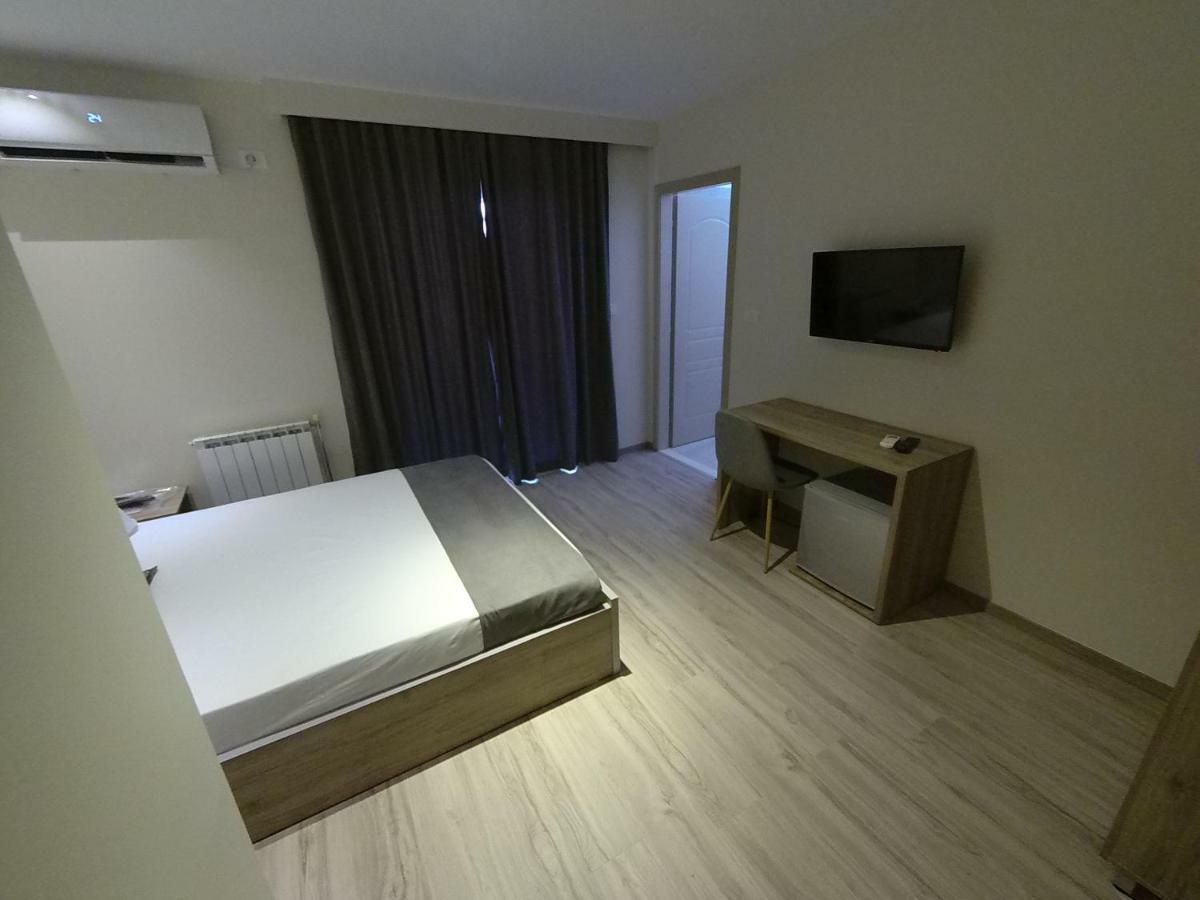 Hotel Vila Nino Berat Kültér fotó