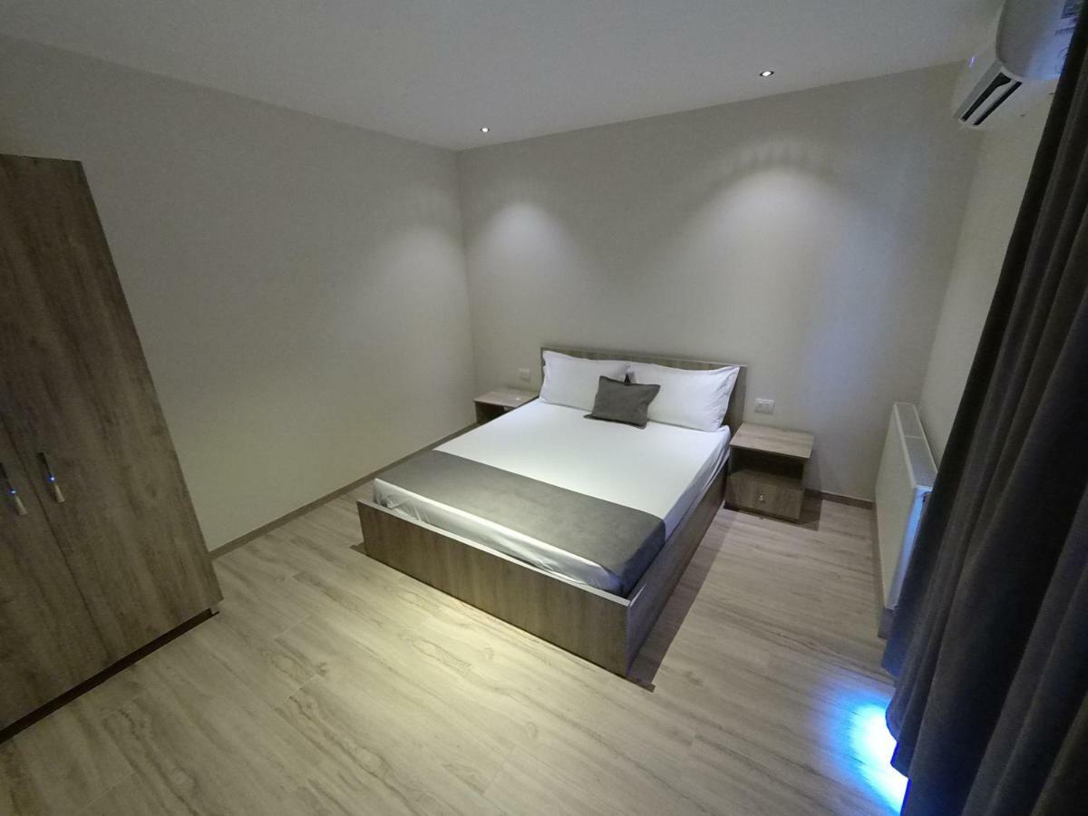 Hotel Vila Nino Berat Kültér fotó