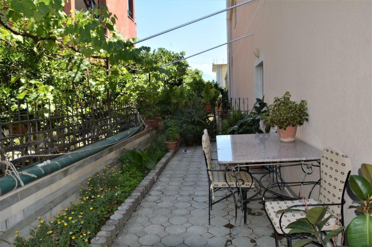 Hotel Vila Nino Berat Kültér fotó