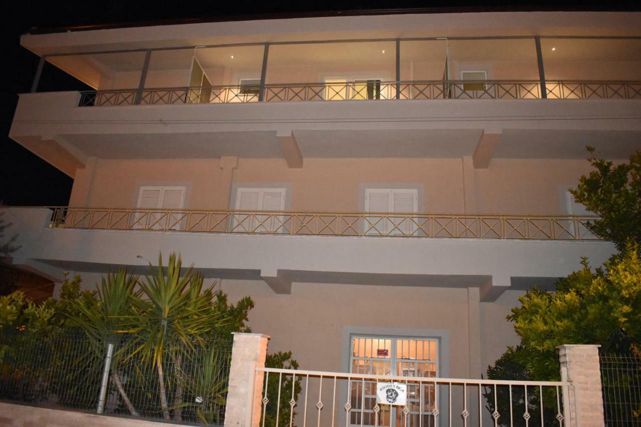 Hotel Vila Nino Berat Kültér fotó